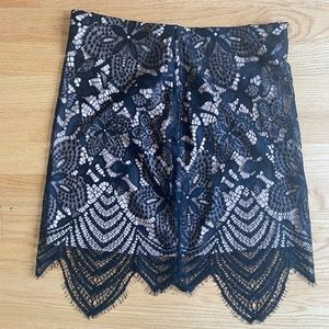 NWOT Express Nude and Black Lace Skirt Size 4